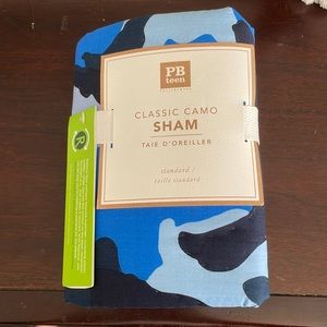 PB Teen pottery barn blue camo camouflage set 2 pillow shams new quilt